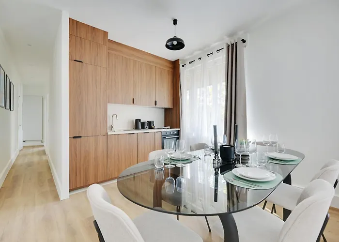 Beautiful 8 Persons L014 Daire Paris
